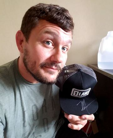Mitrione hat